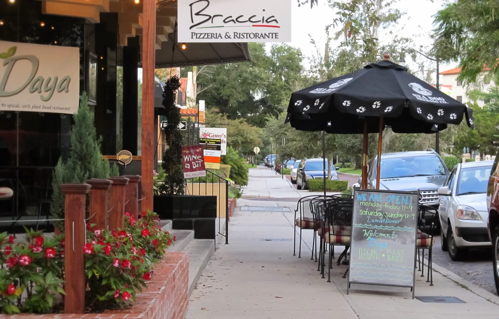 Restaurants and sidewalk tables on Park Avenue in Winter Park, about 4 miles north of downtown Orlando